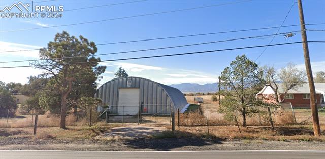 Listing photo 3 for 1355 Fountain Mesa Road