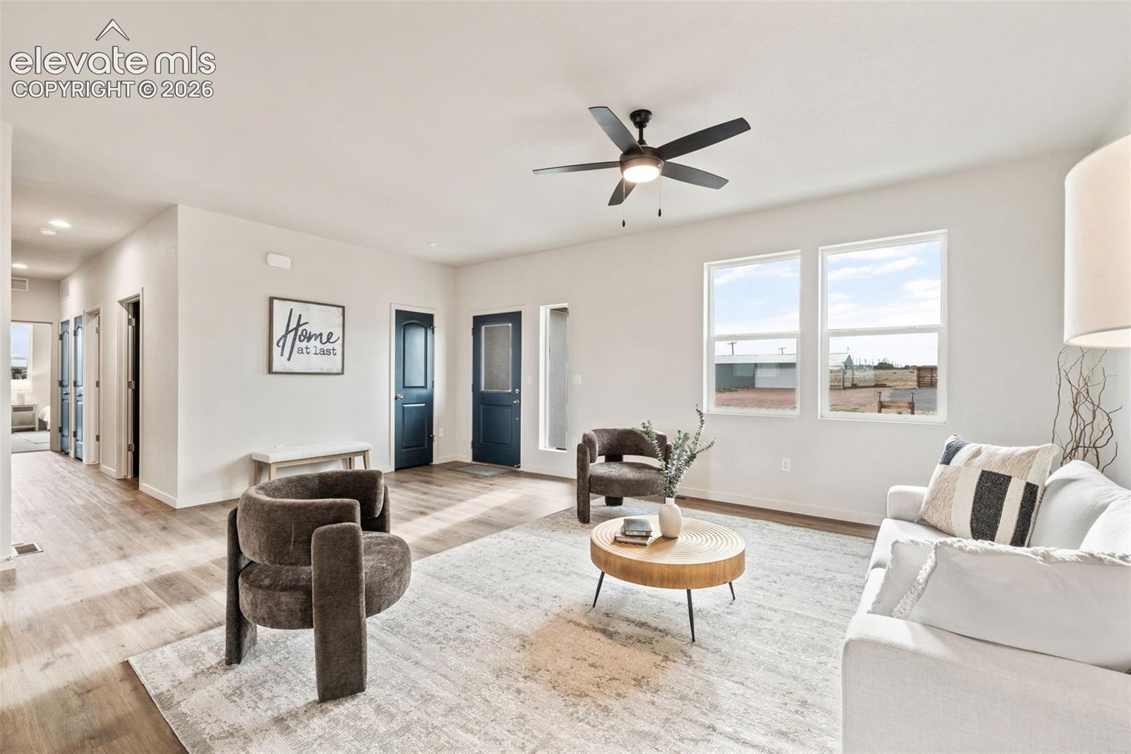 Listing photo 10 for 280 S Meriweather Drive