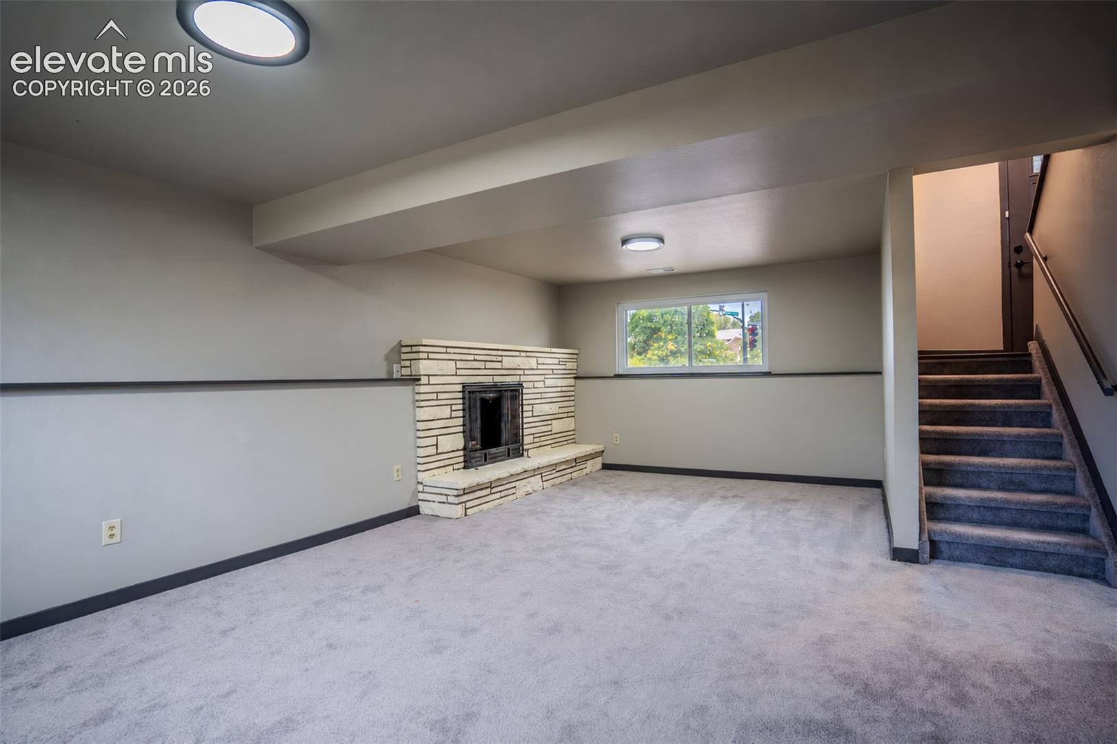 Listing photo 15 for 1301 N Murray Boulevard