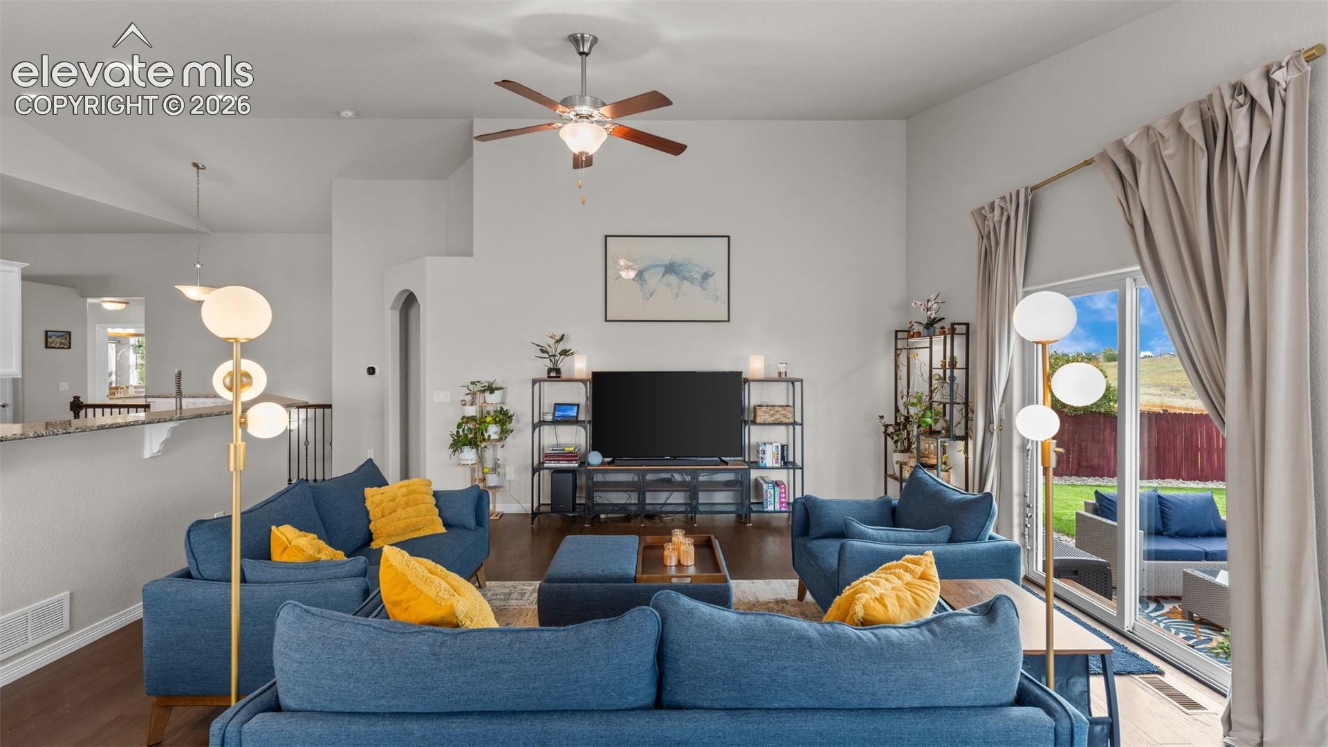 6754 Phantom Way, photo 18
