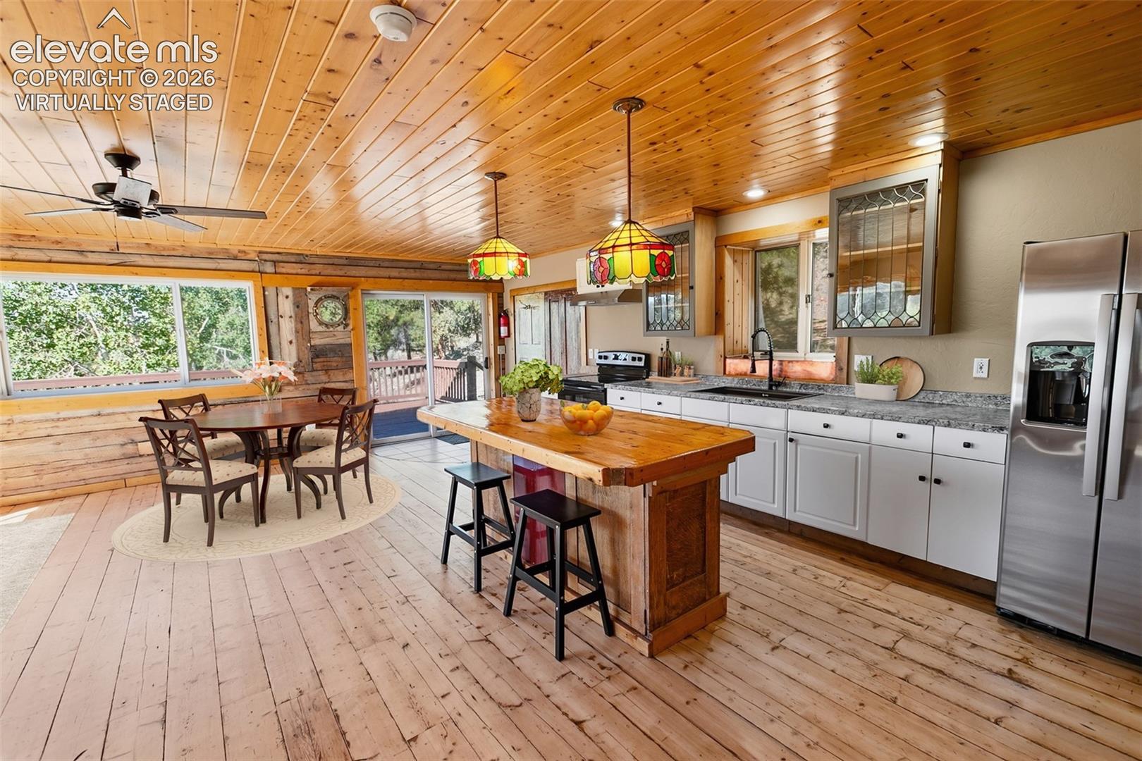 Listing photo 23 for 3303 Trail Creek Road