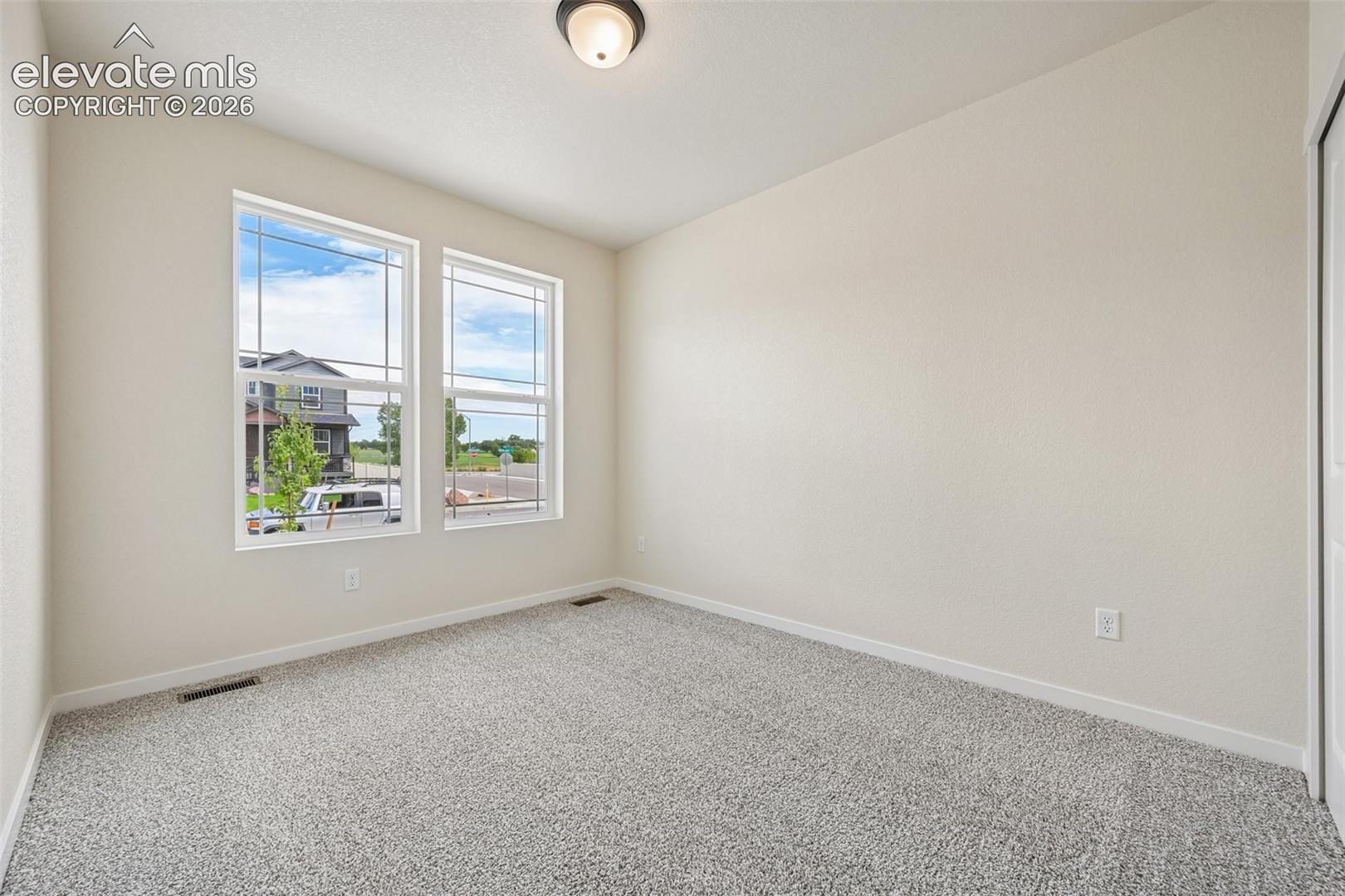 Listing photo 26 for 9684 Blaurock Drive