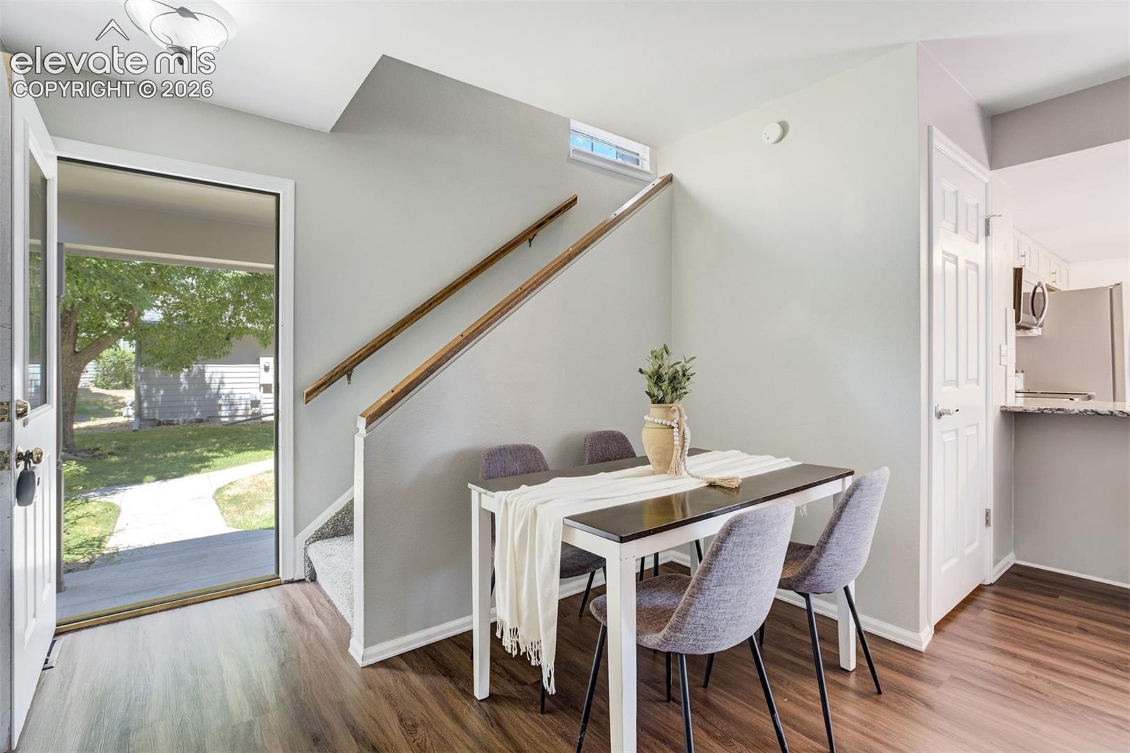 Listing photo 14 for 314 Cobblestone Drive