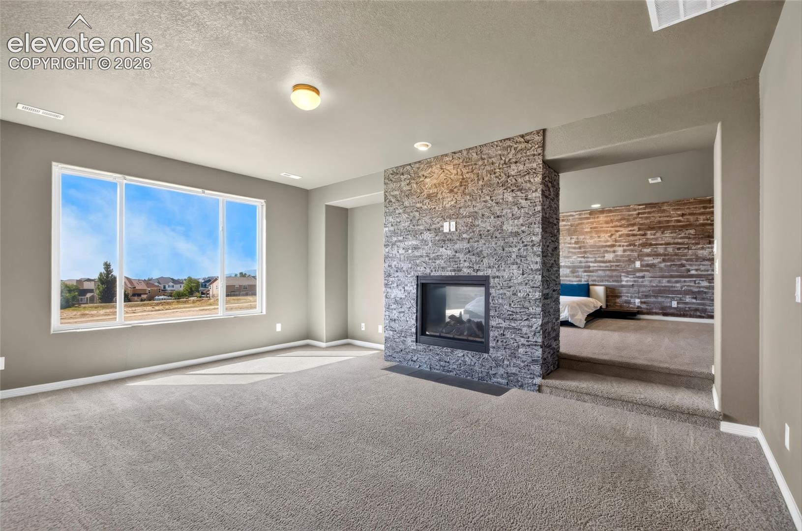 Listing photo 14 for 9622 Fairway Glen Drive
