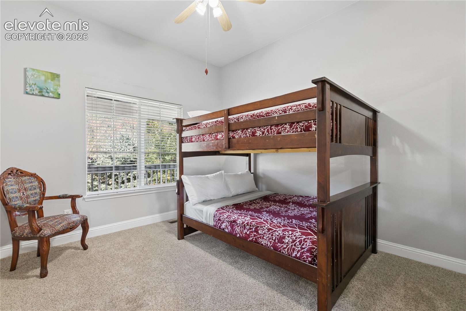 Listing photo 31 for 703 Platt Lane