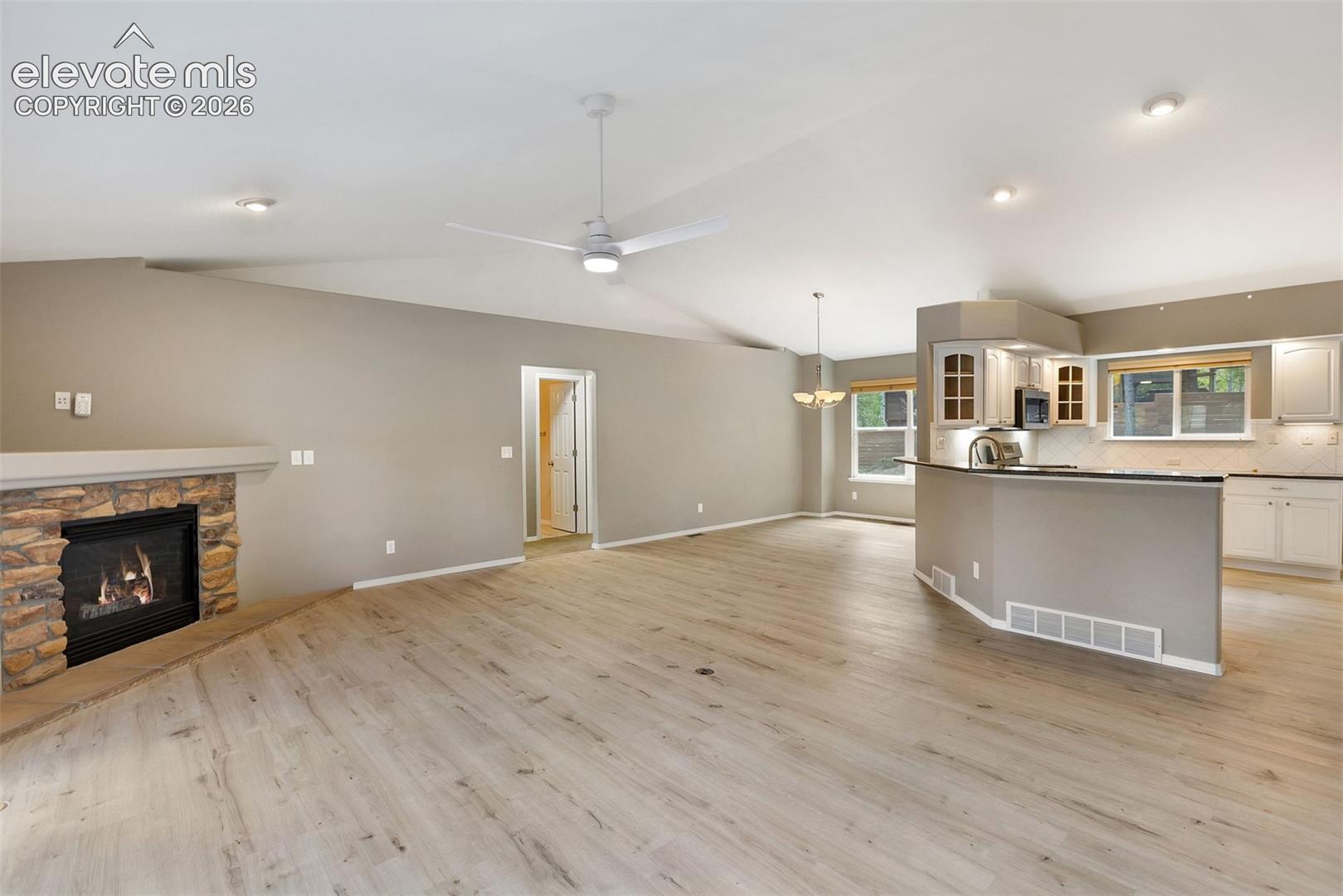 Listing photo 7 for 671 Misty Pines Circle