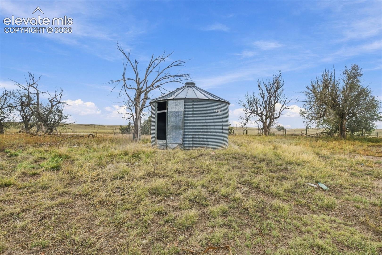 Listing photo 35 for 10672 Boone Road