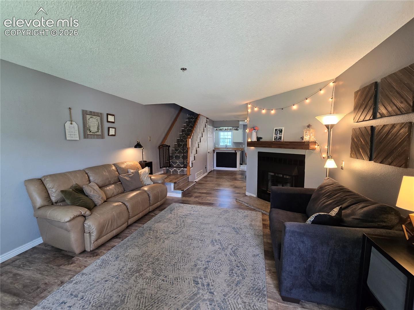 14232 Hawaii Circle, photo 8