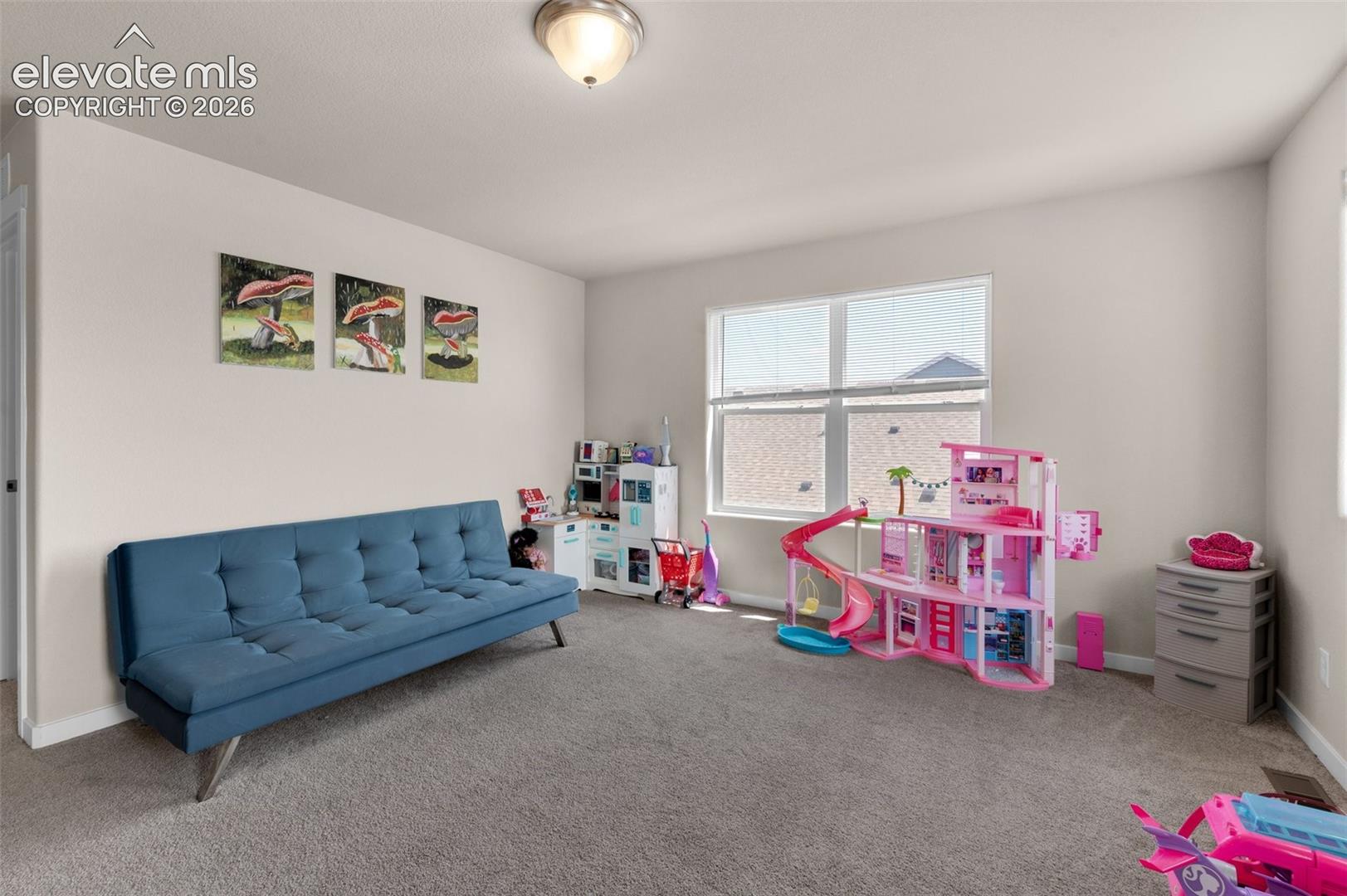 Listing photo 10 for 2823 Gobi Drive
