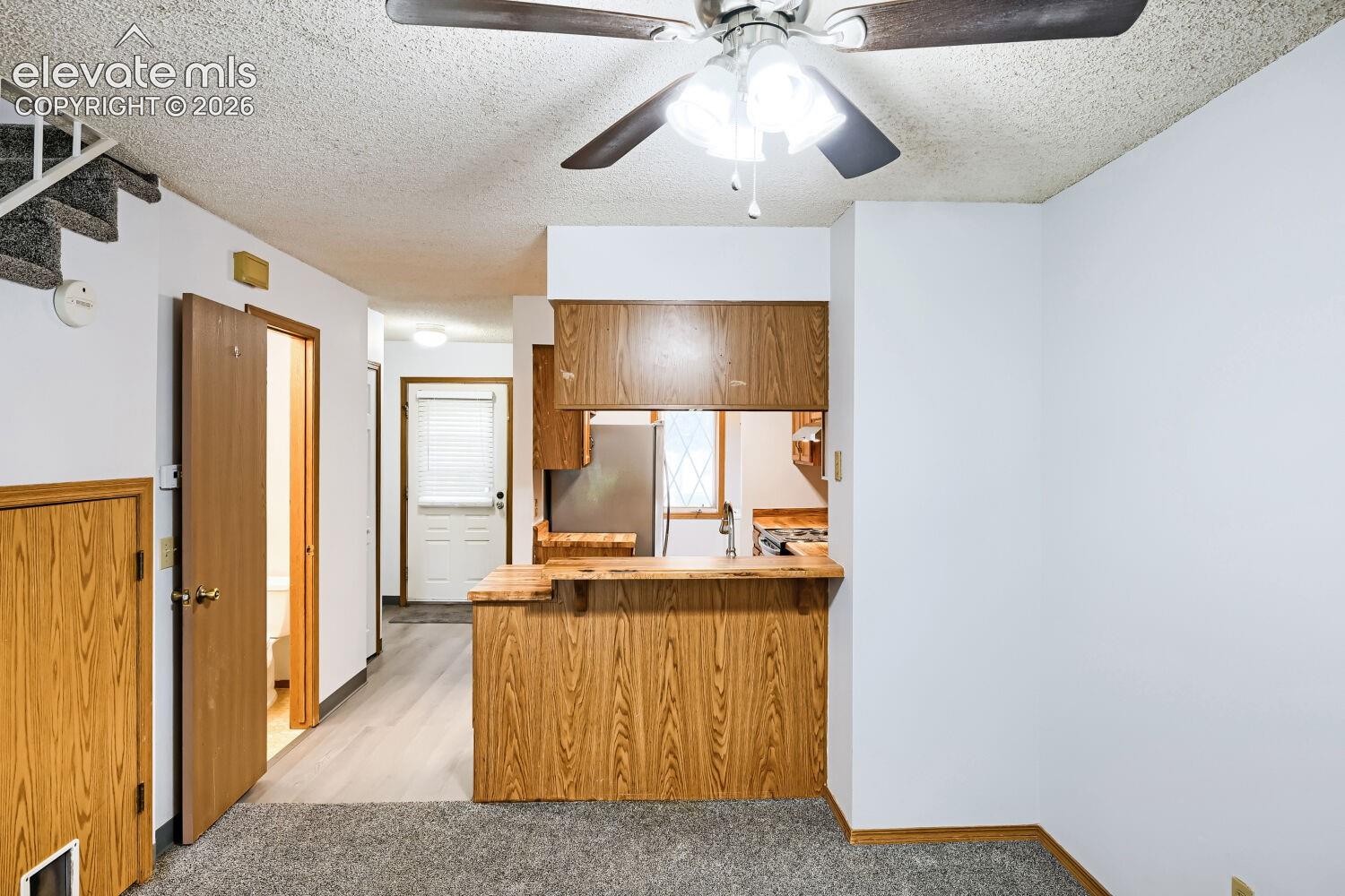 Listing photo 8 for 3515 Queen Anne Way