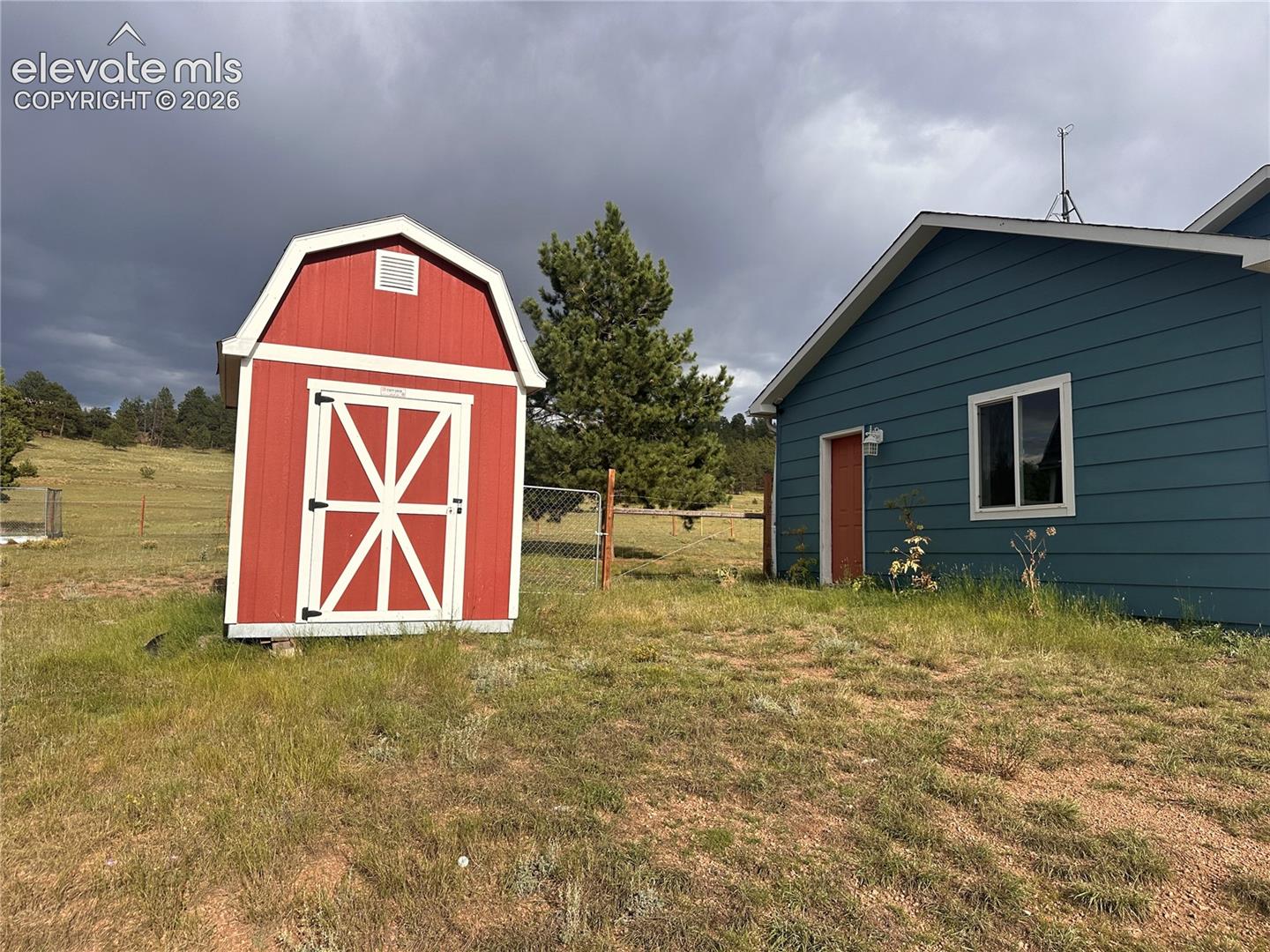 Listing photo 11 for 406 High Pasture Road