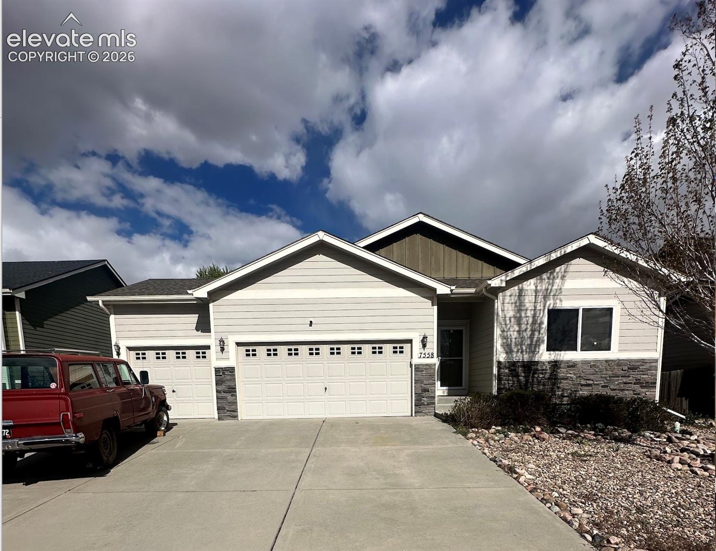 7558 Forest Valley Loop
