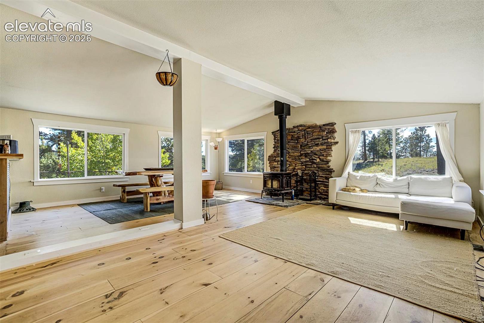 Listing photo 7 for 176 Chalk Circle Trail