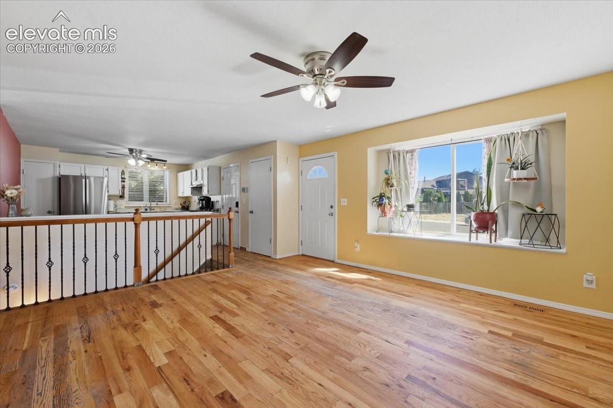 Listing photo 9 for 4254 Halstead Circle