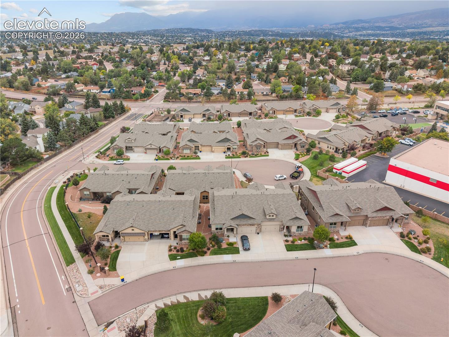 Listing photo 38 for 3336 Redcoat Lane