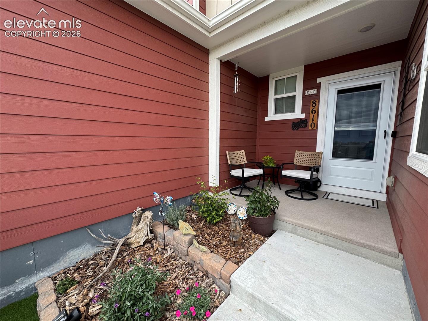 Listing photo 21 for 8610 Laurel Mountain View