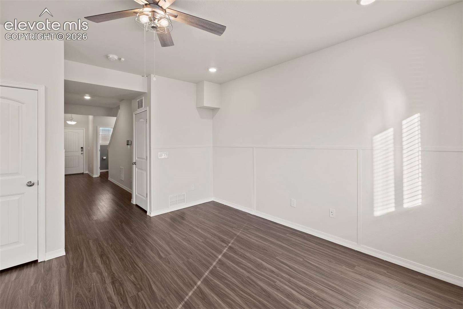 Listing photo 8 for 5659 Heathland Terrace