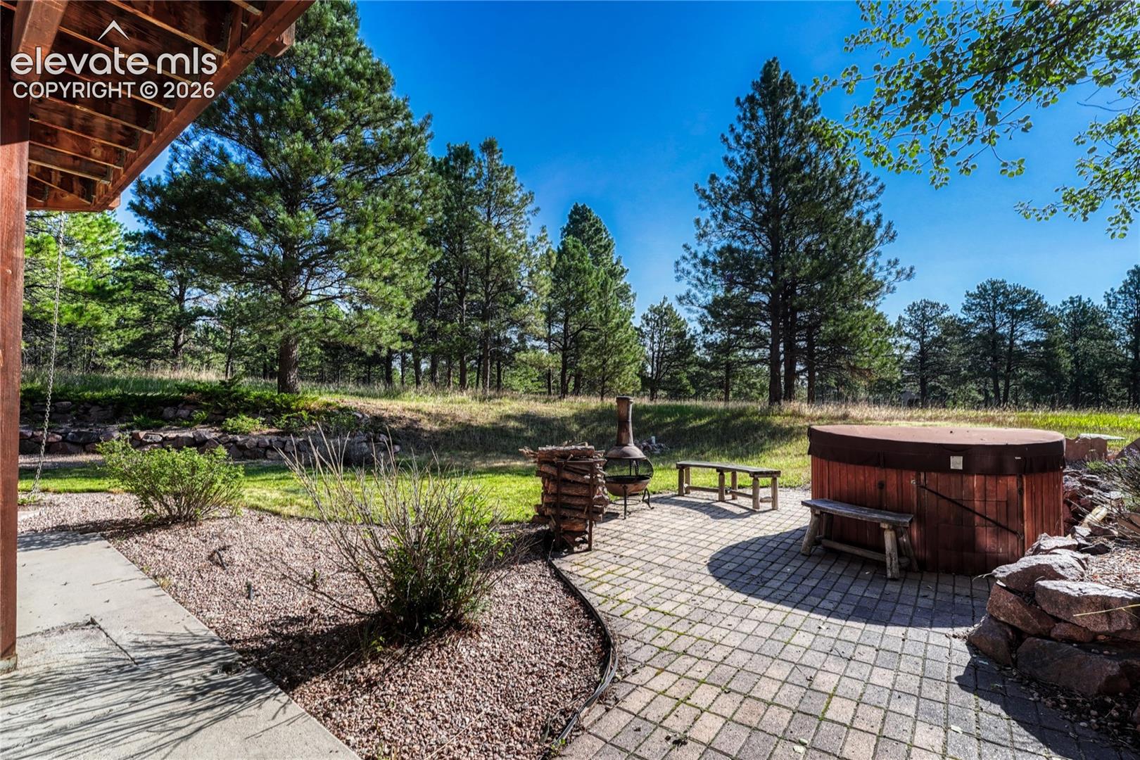 Listing photo 45 for 19435 Sherwood Trail