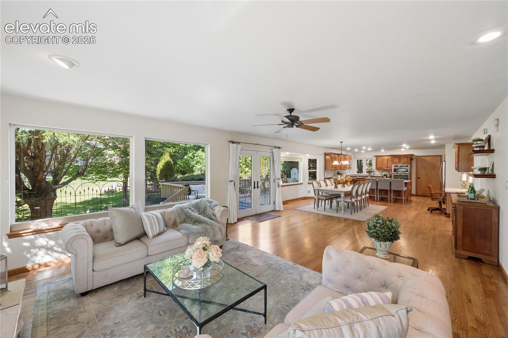 Listing photo 13 for 2285 Vanreen Drive