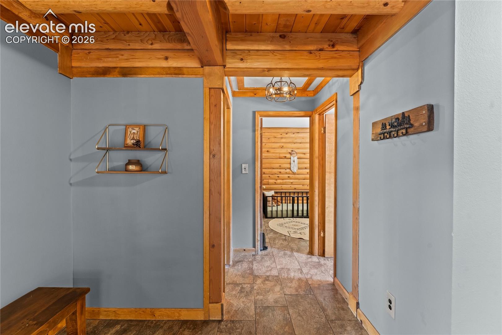 Listing photo 19 for 102 Douglas Fir Lane