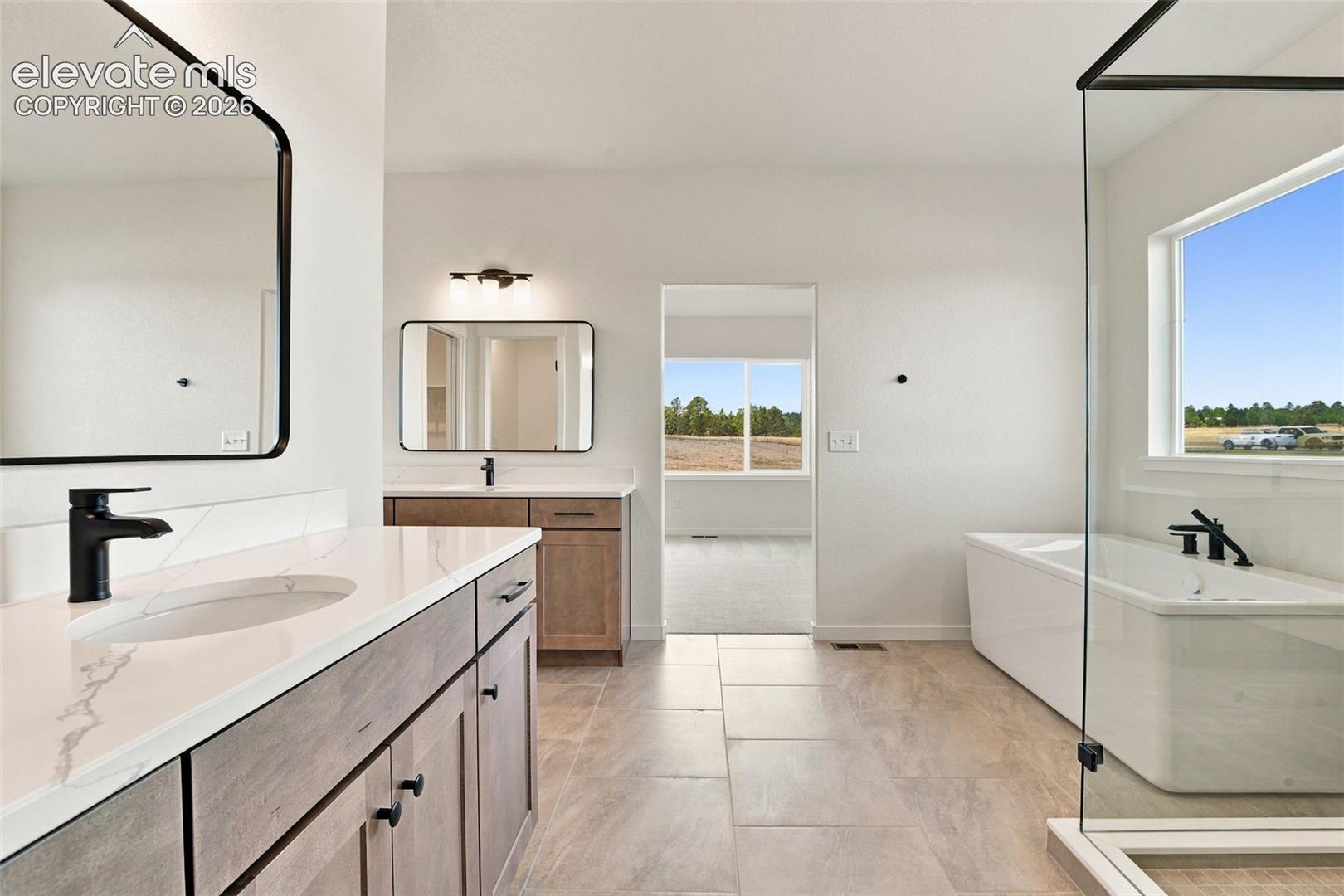 Listing photo 13 for 10424 Aspen Valley Road