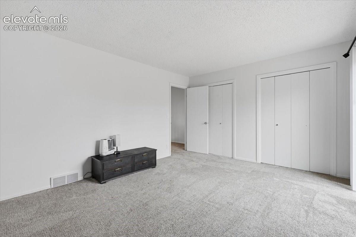 Listing photo 19 for 724-726 Pioneer Lane