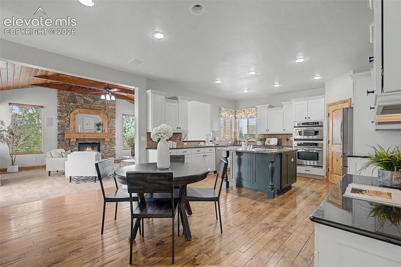 Listing photo 12 for 1077 Crystal Basin Drive