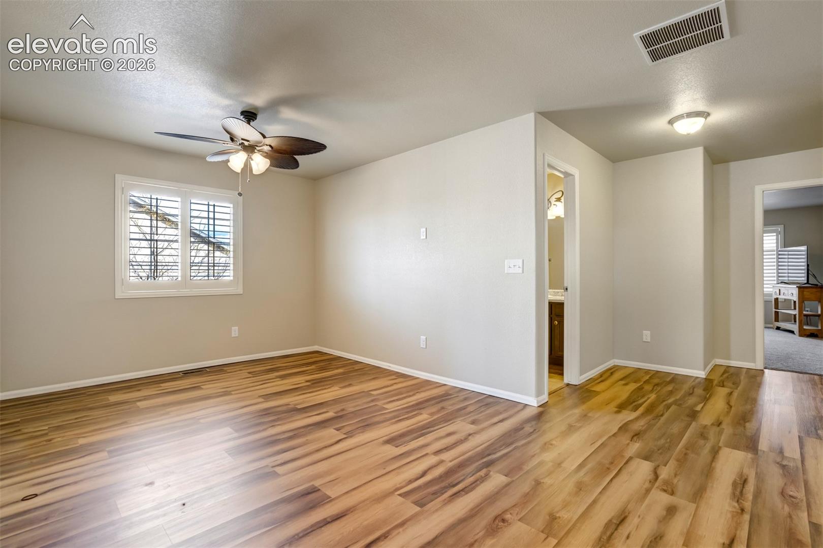 Listing photo 22 for 4766 Kerry Lynn View