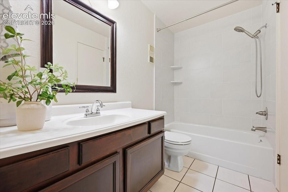 3835 Dewpoint Drive, photo 21