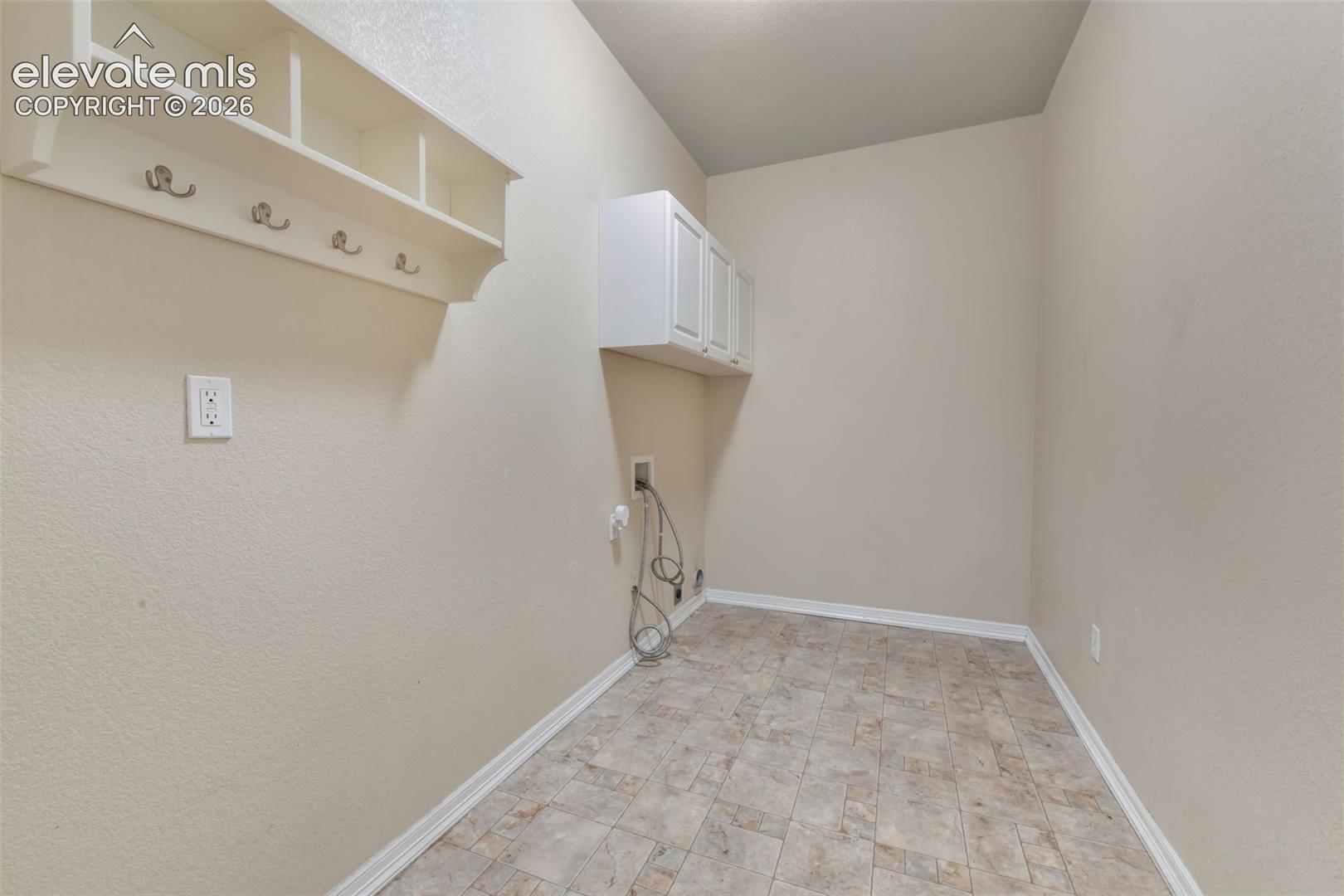Listing photo 18 for 13867 Antelope Pass Place