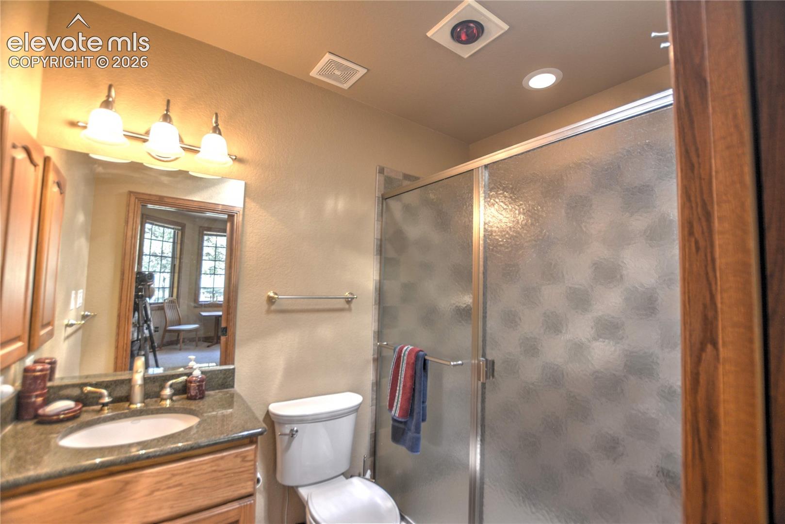 Listing photo 28 for 19315 Bardsley Place