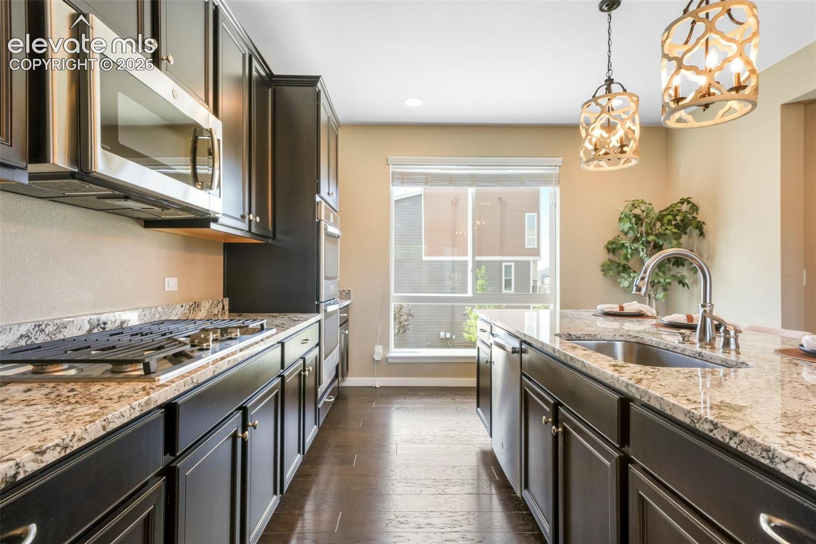 Listing photo 6 for 3562 Cerf Way