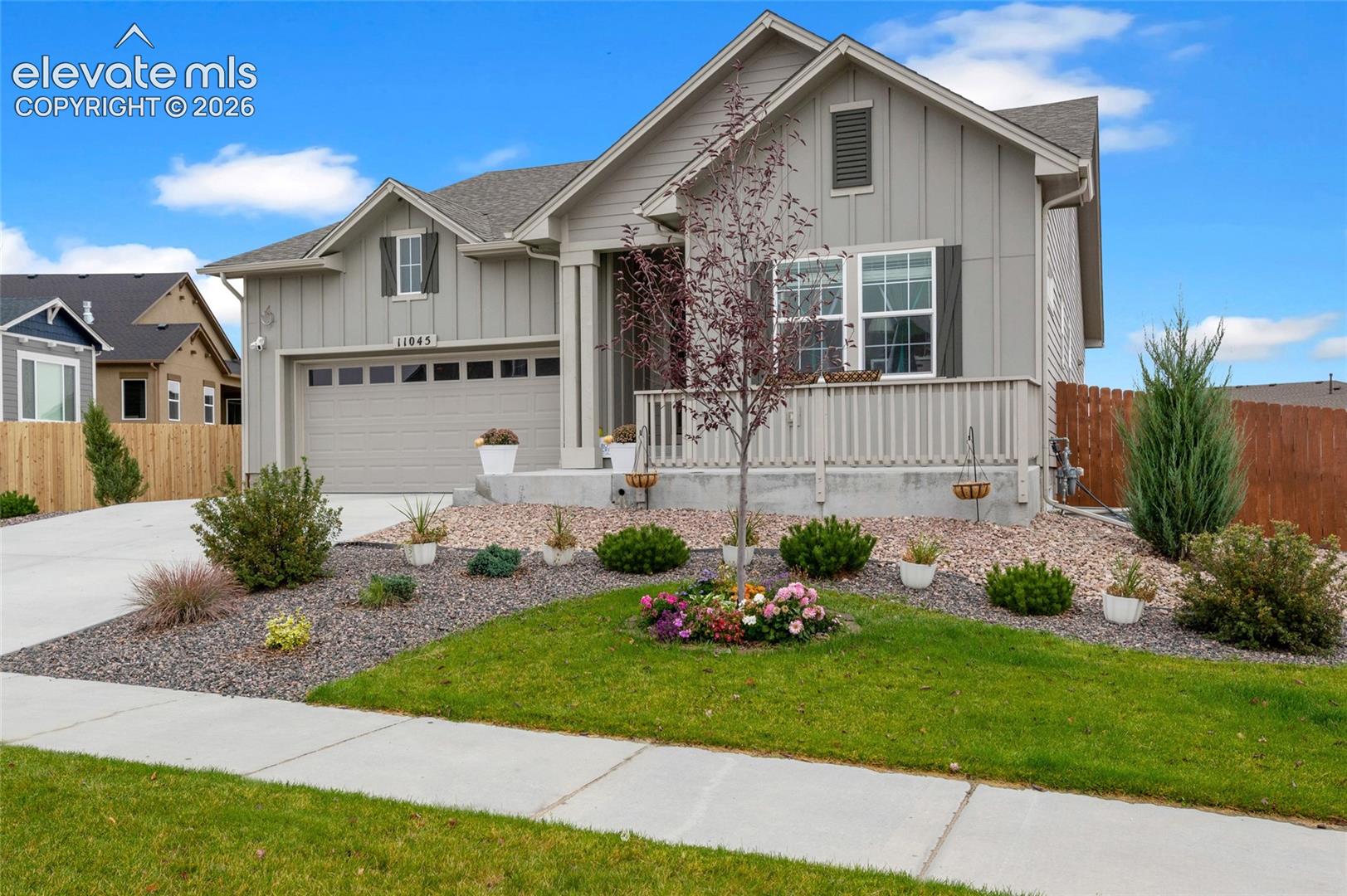 Listing photo 2 for 11045 Rolling Mesa Drive