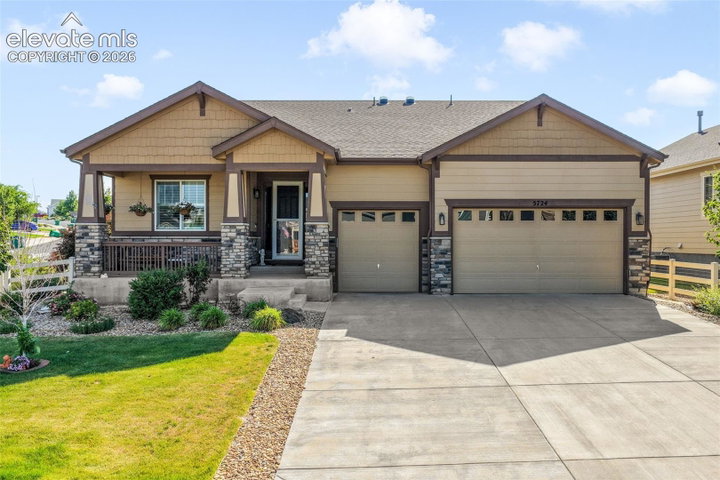 5724 Berry Ridge Way — listing photo