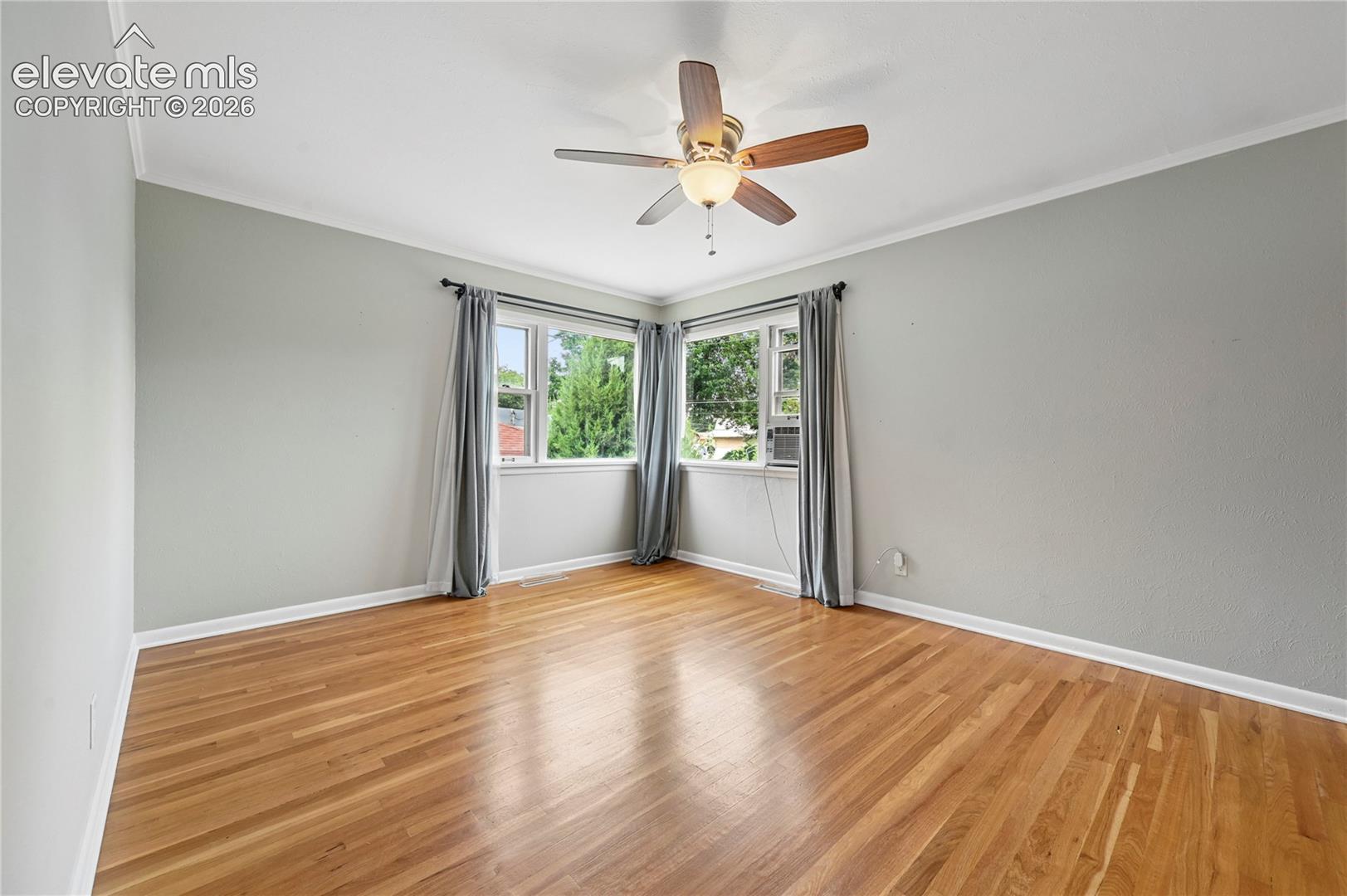 Listing photo 22 for 801 Westacres Avenue
