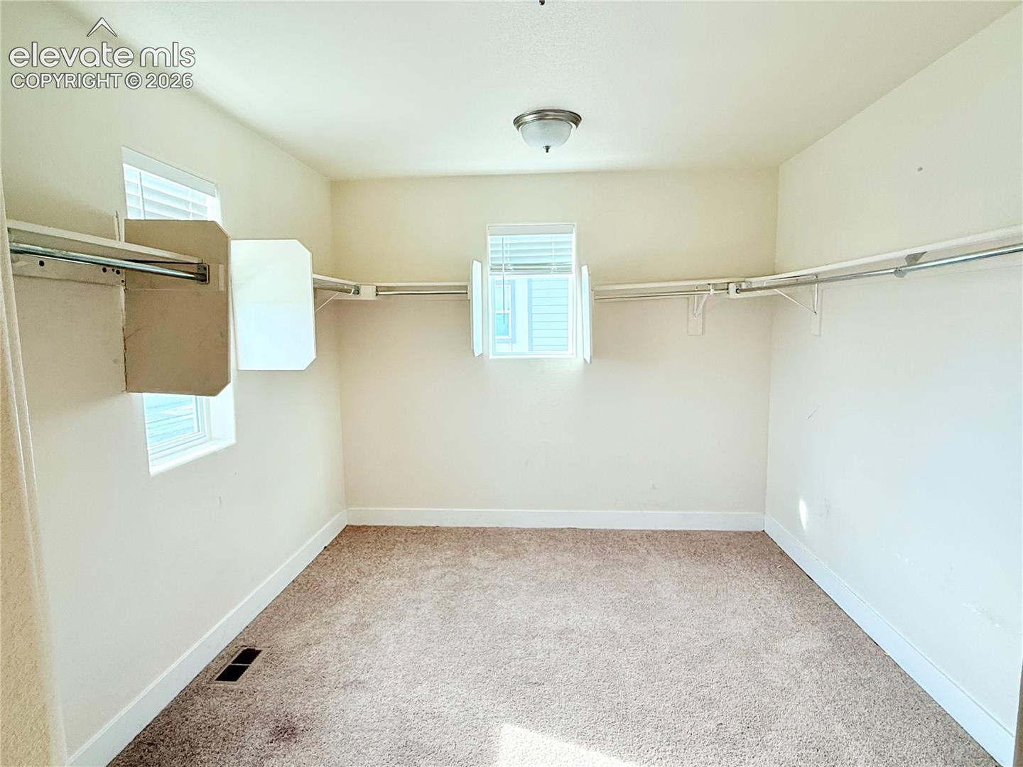 Listing photo 12 for 12644 Enclave Scenic Drive