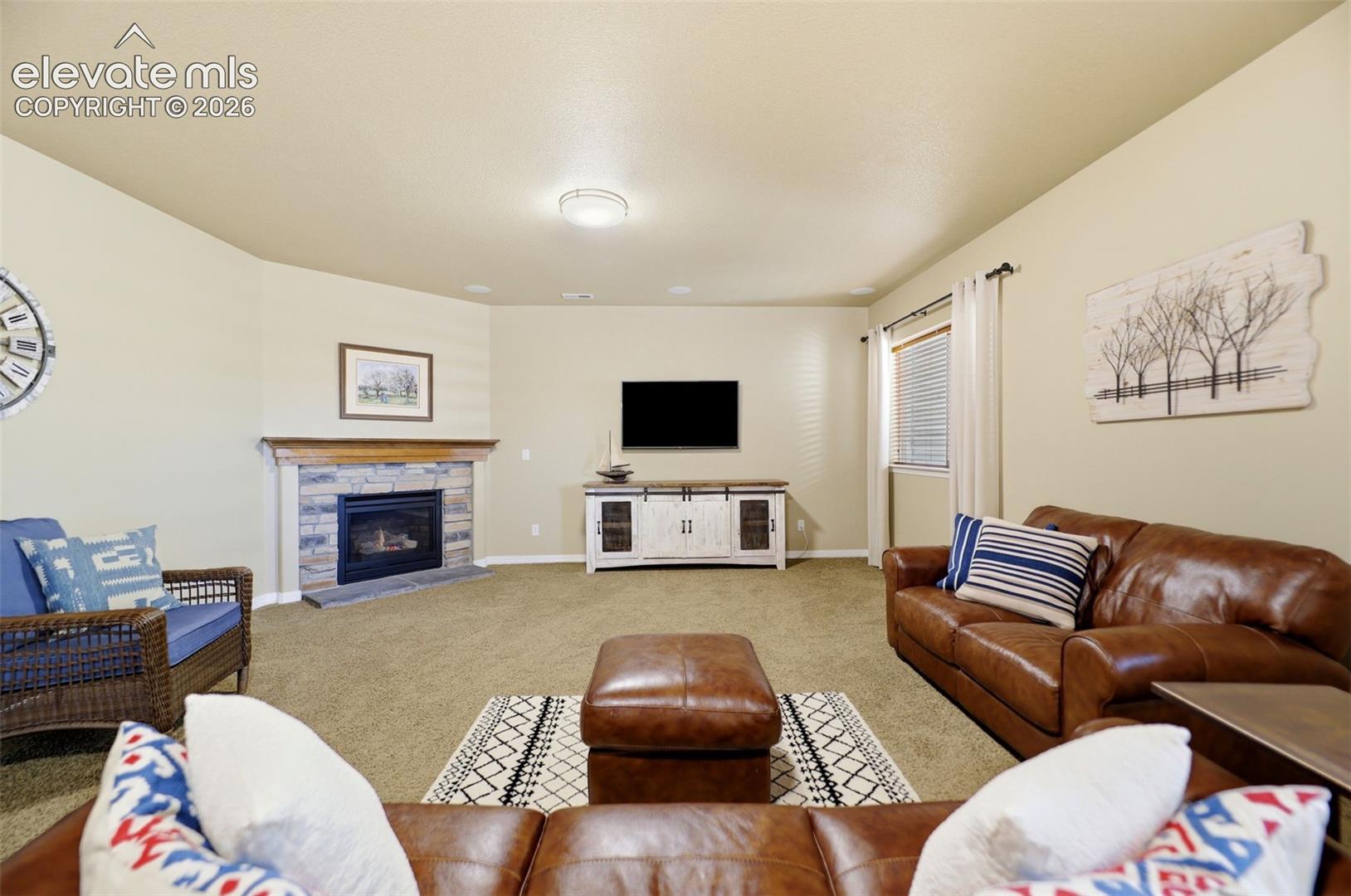 Listing photo 27 for 2415 Veneto Way