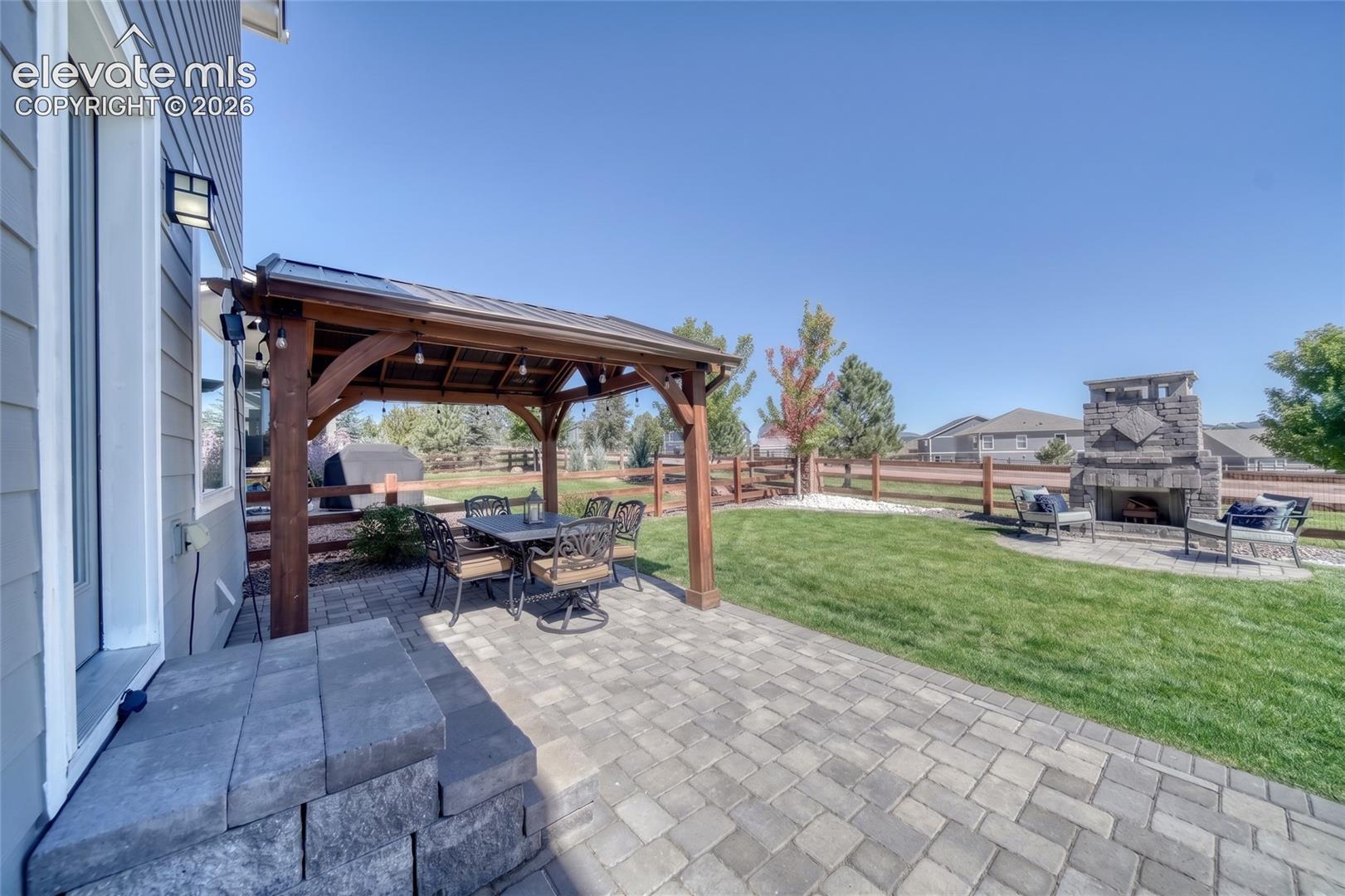 Listing photo 46 for 15691 Lake Mist Drive