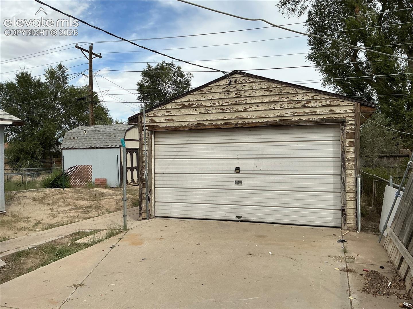 Listing photo 3 for 1714 Quillian Avenue