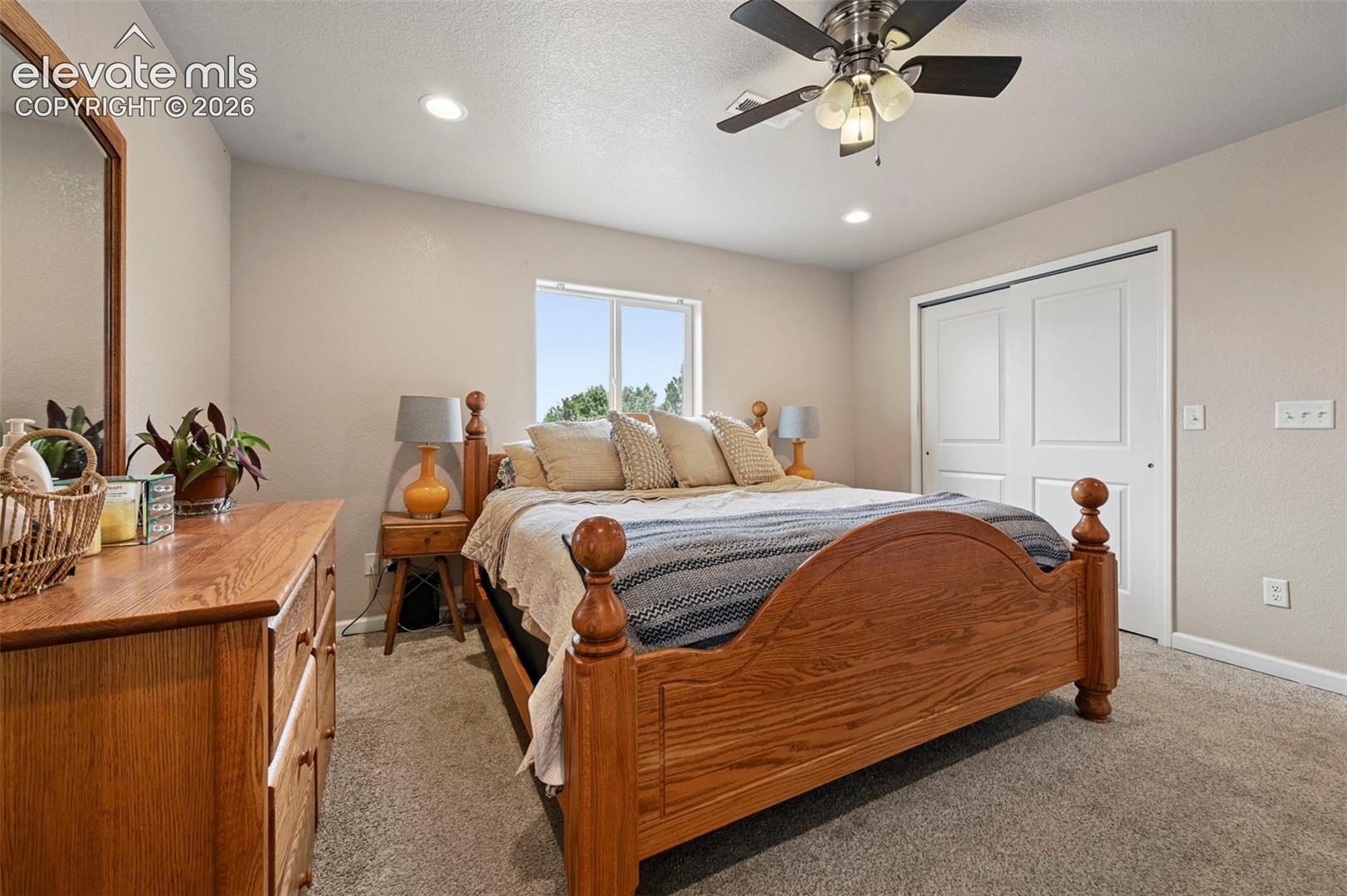 Listing photo 12 for 4966 Beckwith Drive