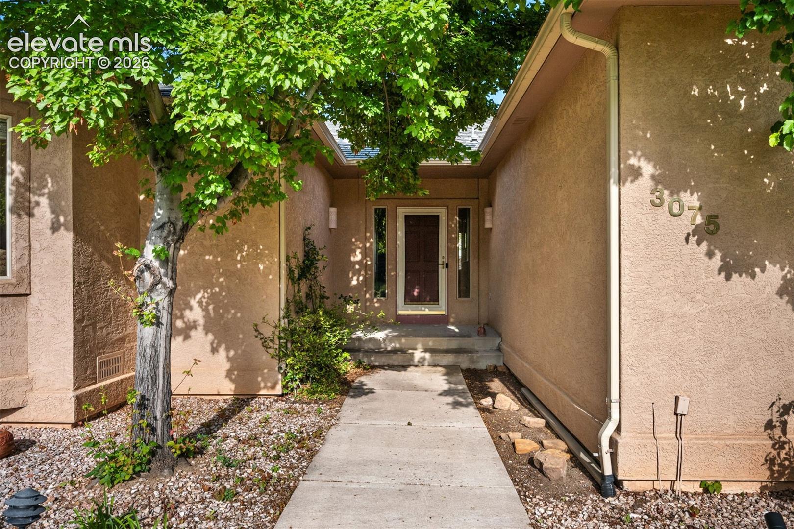 3075 Valleybrook Lane, photo 3