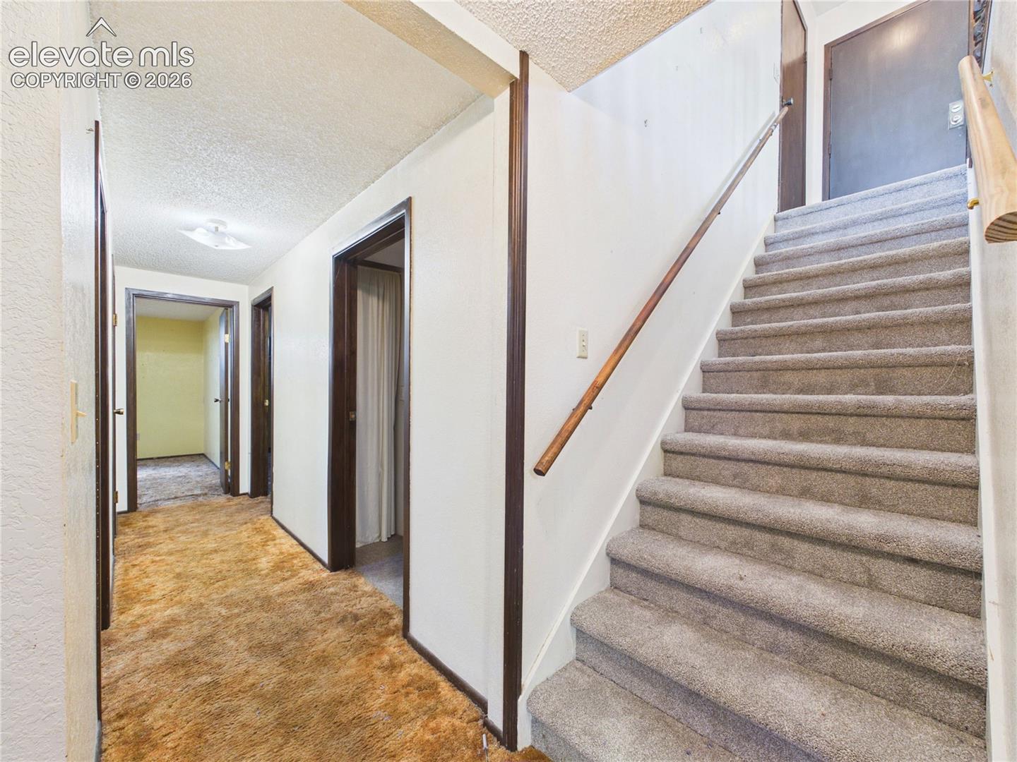Listing photo 23 for 1980 27th Lane