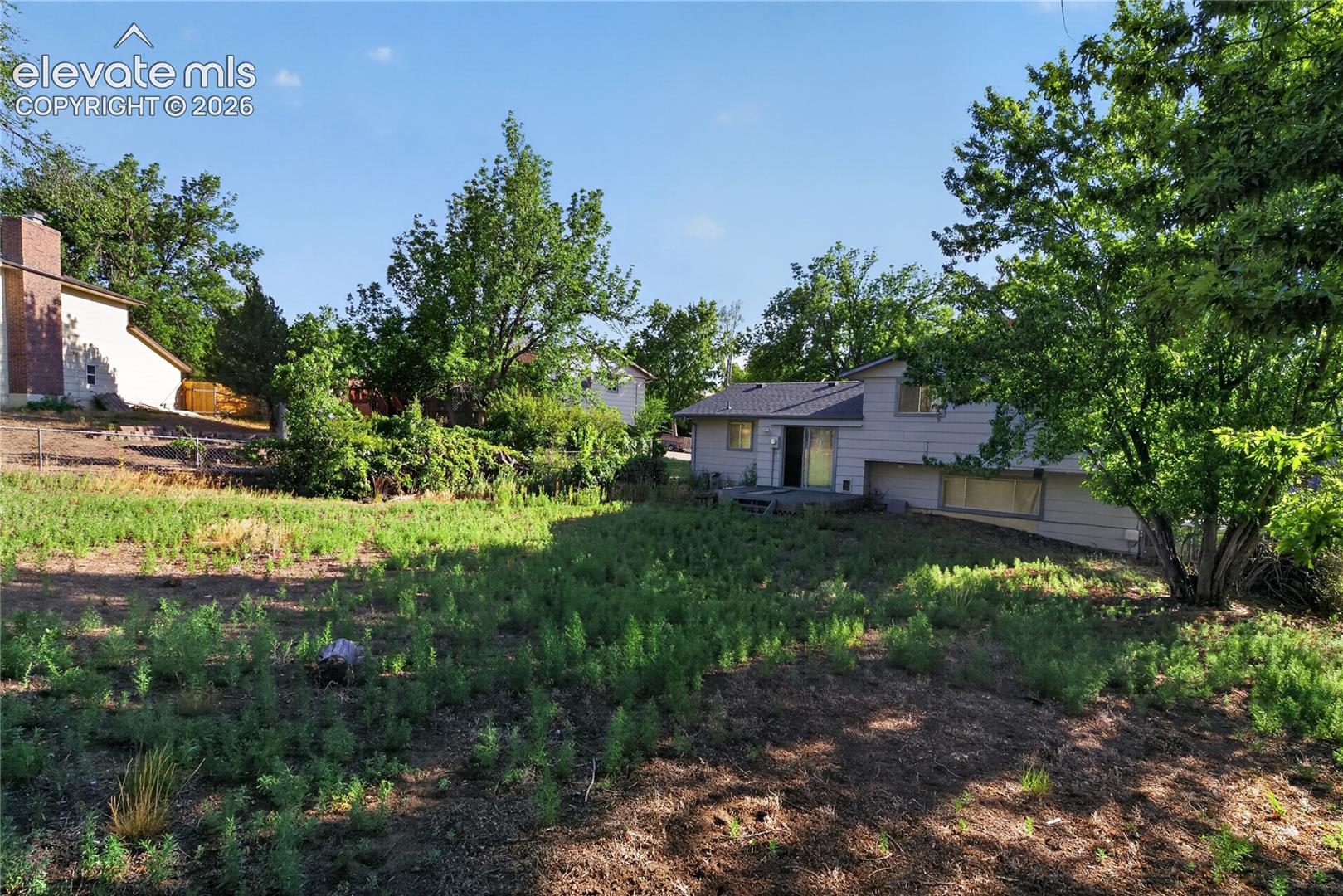 Listing photo 18 for 4850 Windward Circle