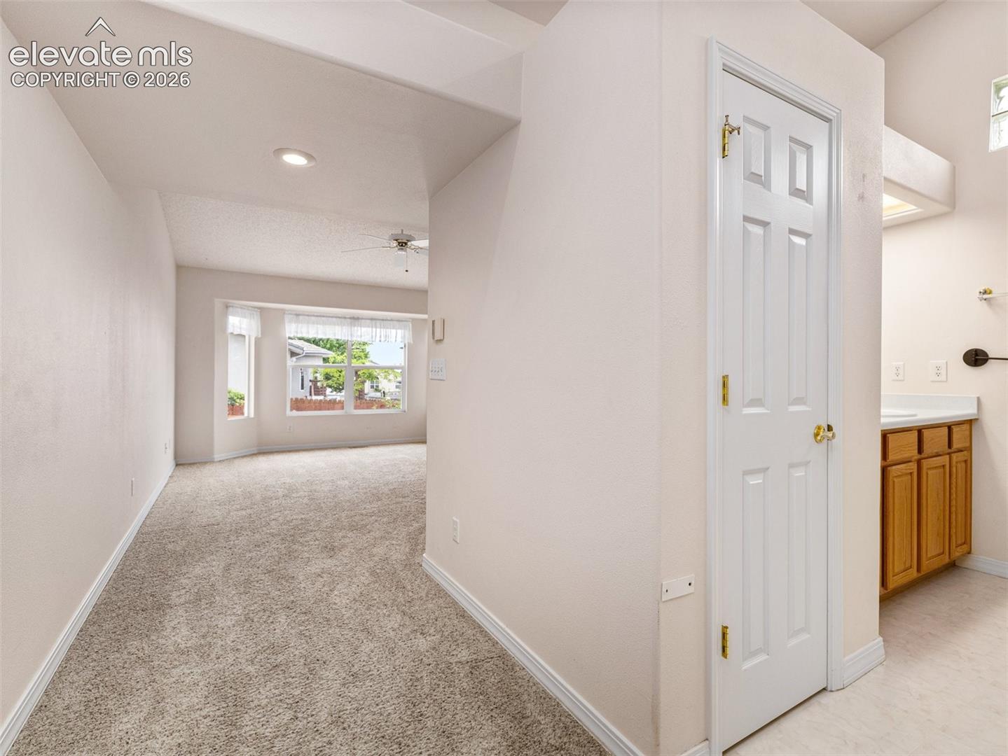 Listing photo 22 for 10 Brave Eagle Court