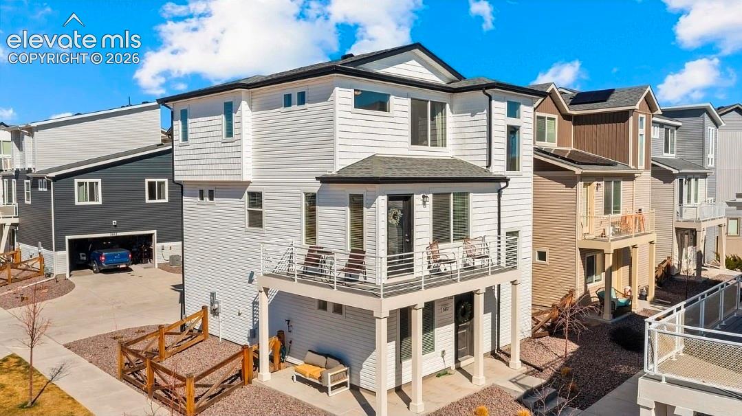 5872 Thurless Lane