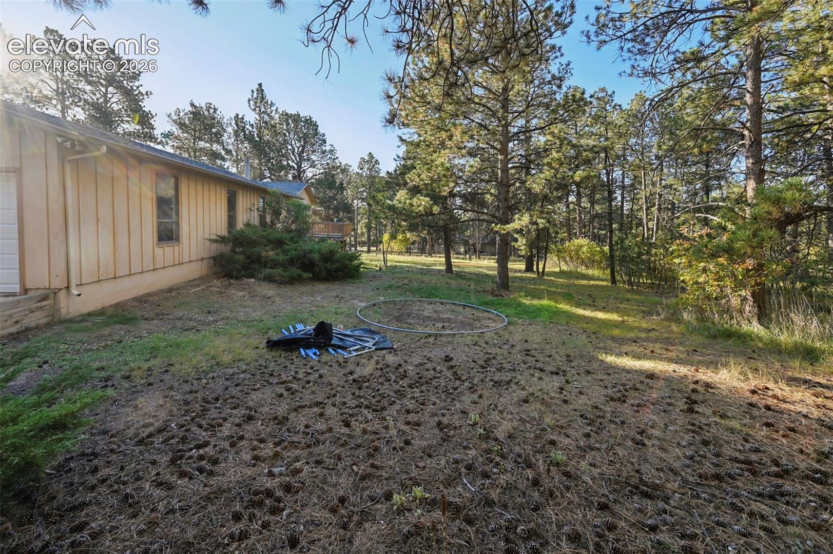 Listing photo 4 for 19280 doewood Drive
