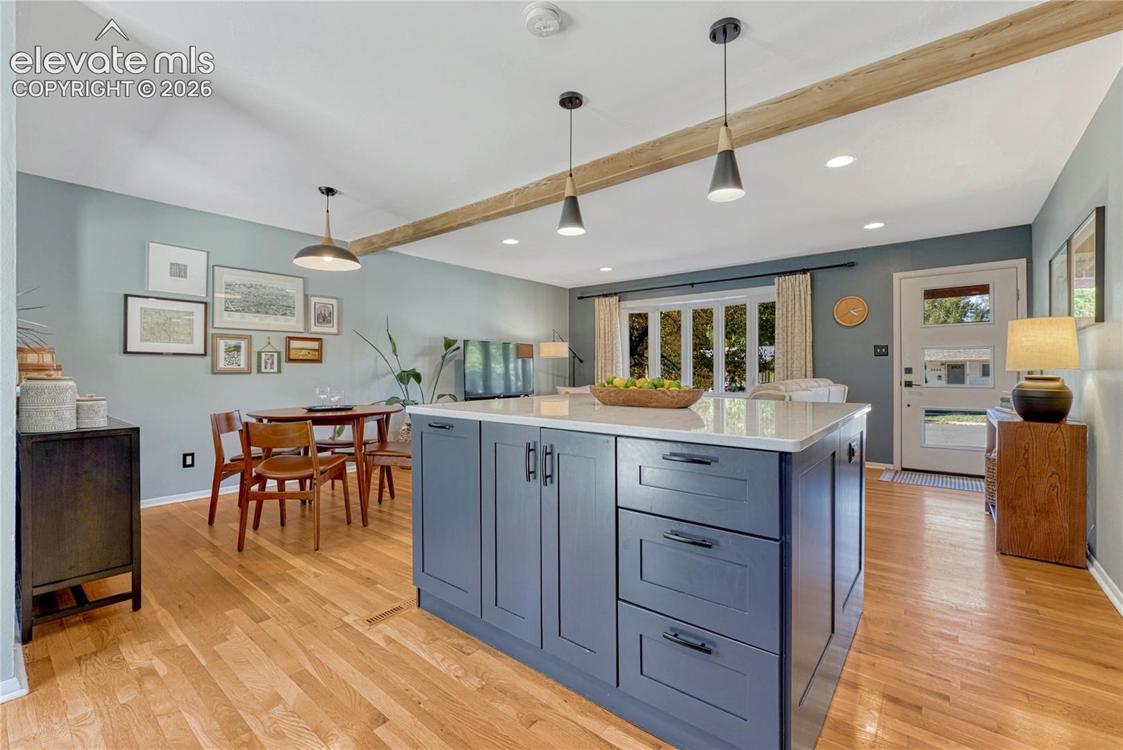 Listing photo 12 for 2845 N Institute Street