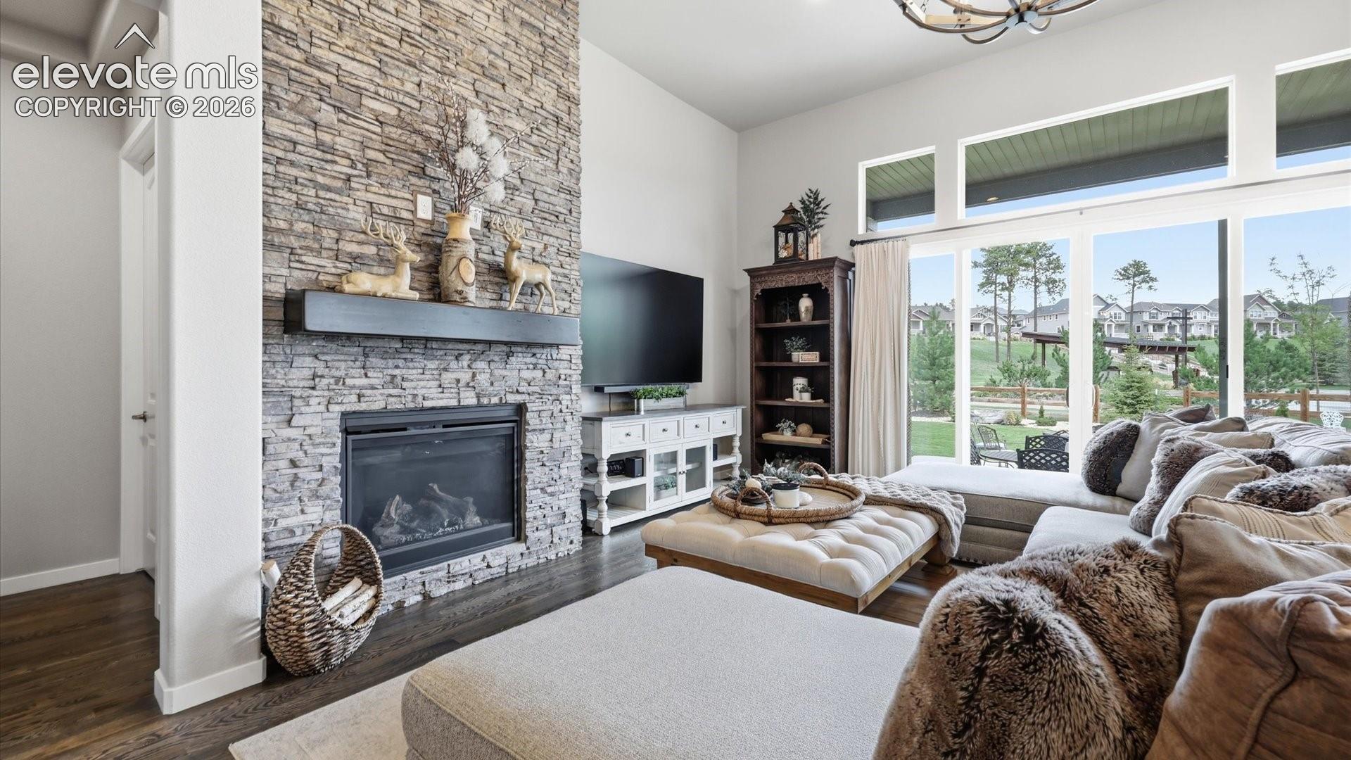 Listing photo 2 for 16297 Forest Cloud Way