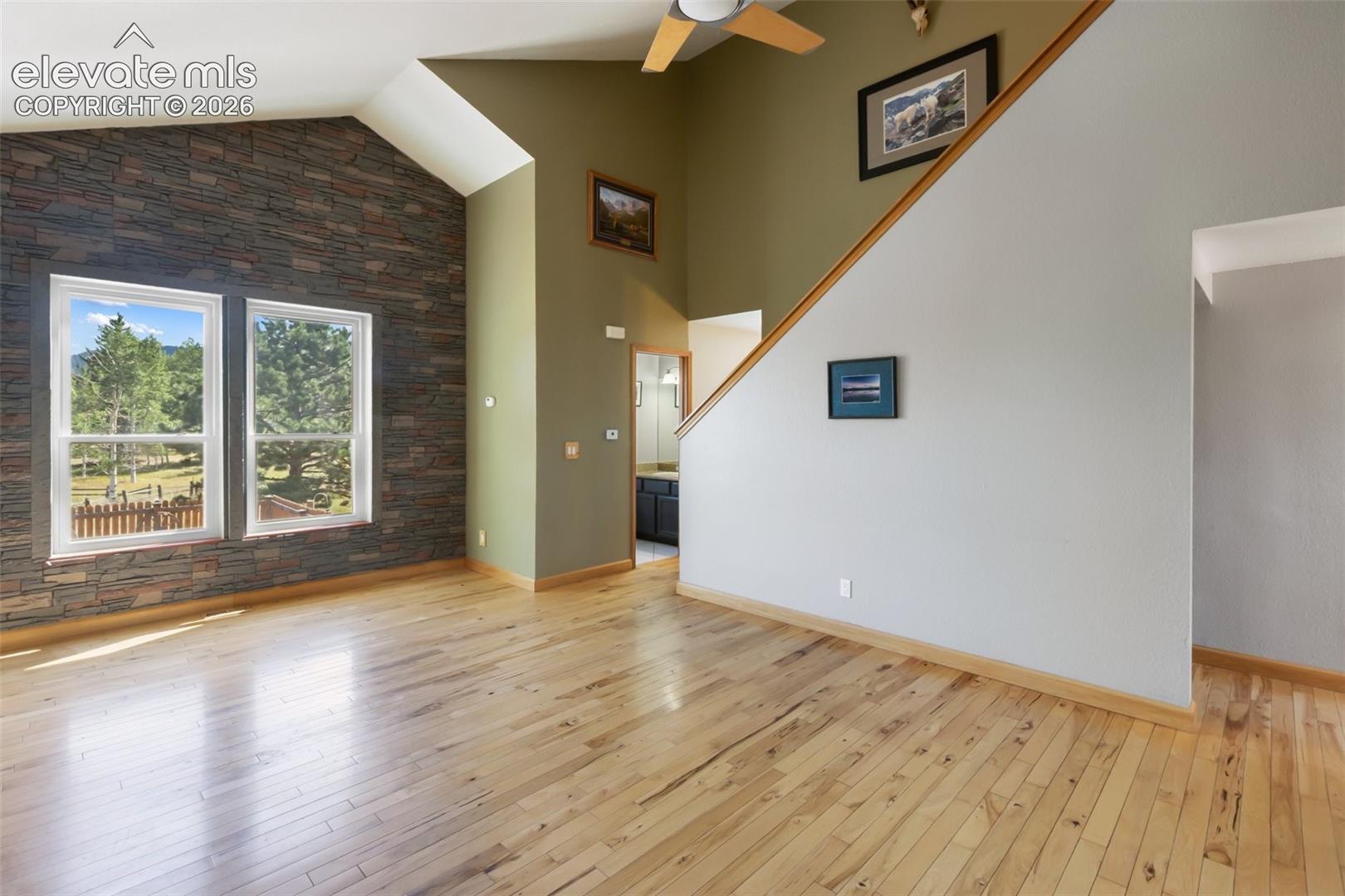 Listing photo 4 for 290 Taopi Circle