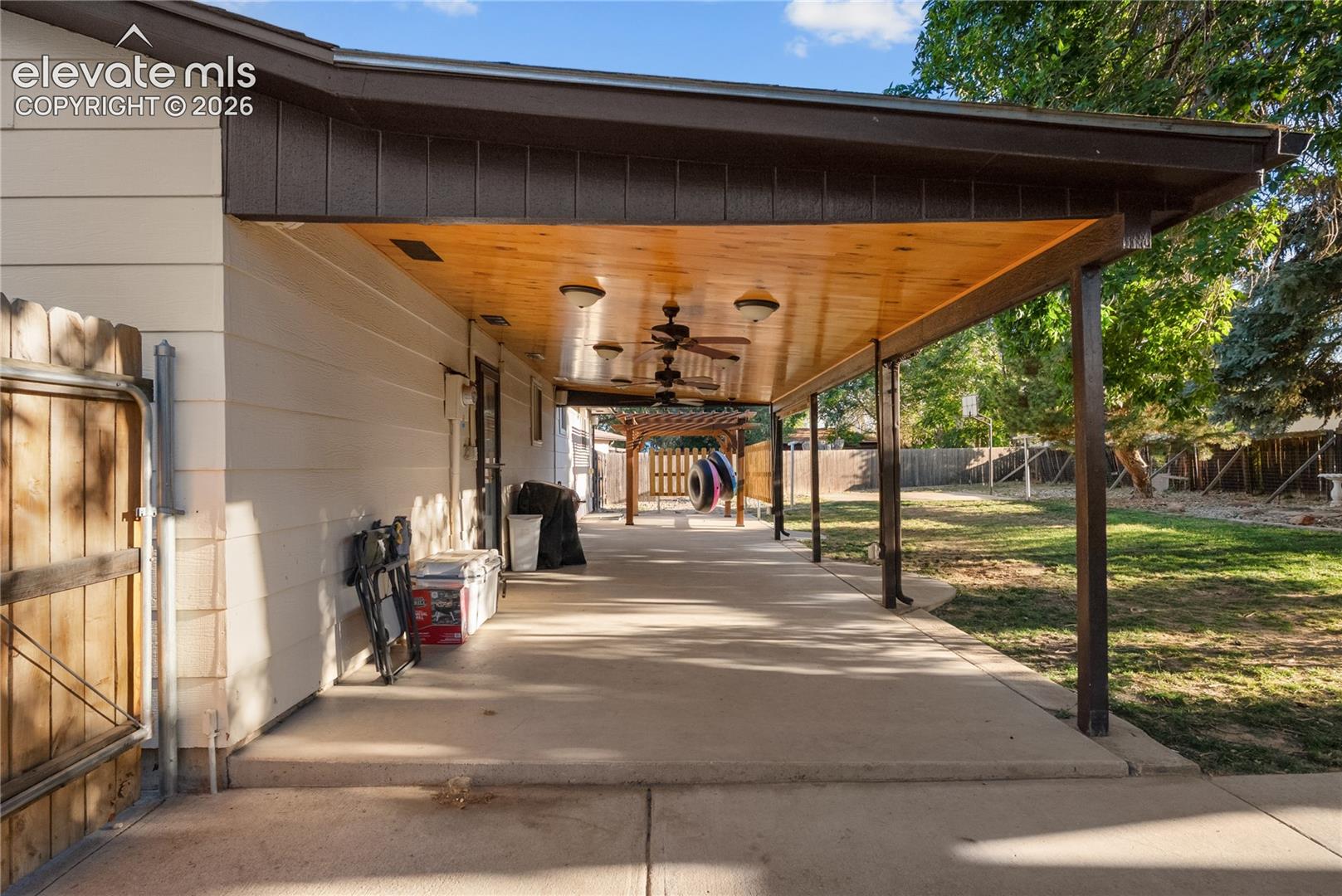 Listing photo 25 for 3523 White Pine Court
